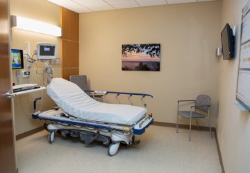 St Joseph's Hospital Outpatient Surgery & Treatment Center Patient Room | Poettker Construction