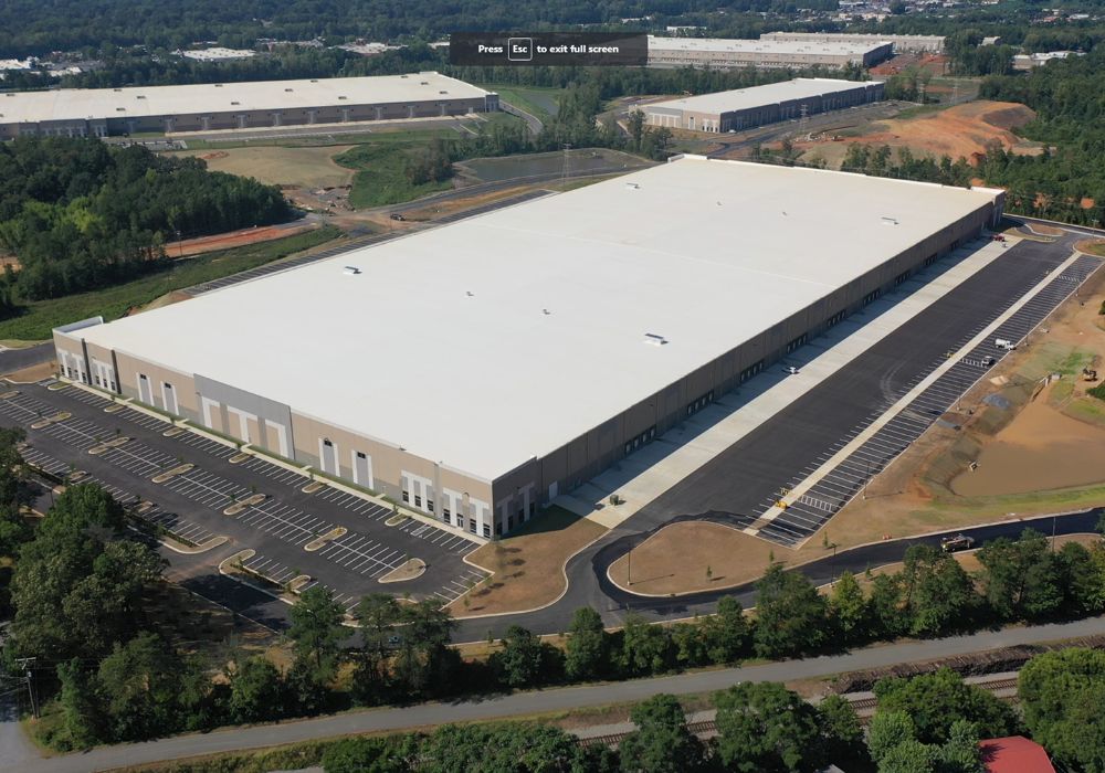 Large distribution center with neighboring distribution centers