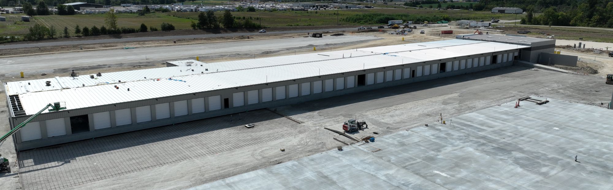 KW Cross Dock_Website Hero_2000x621 A long distribution center with many dock doors