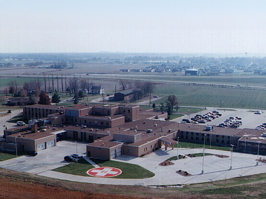 Aerial view of a sprawling hospital in rural Illinois